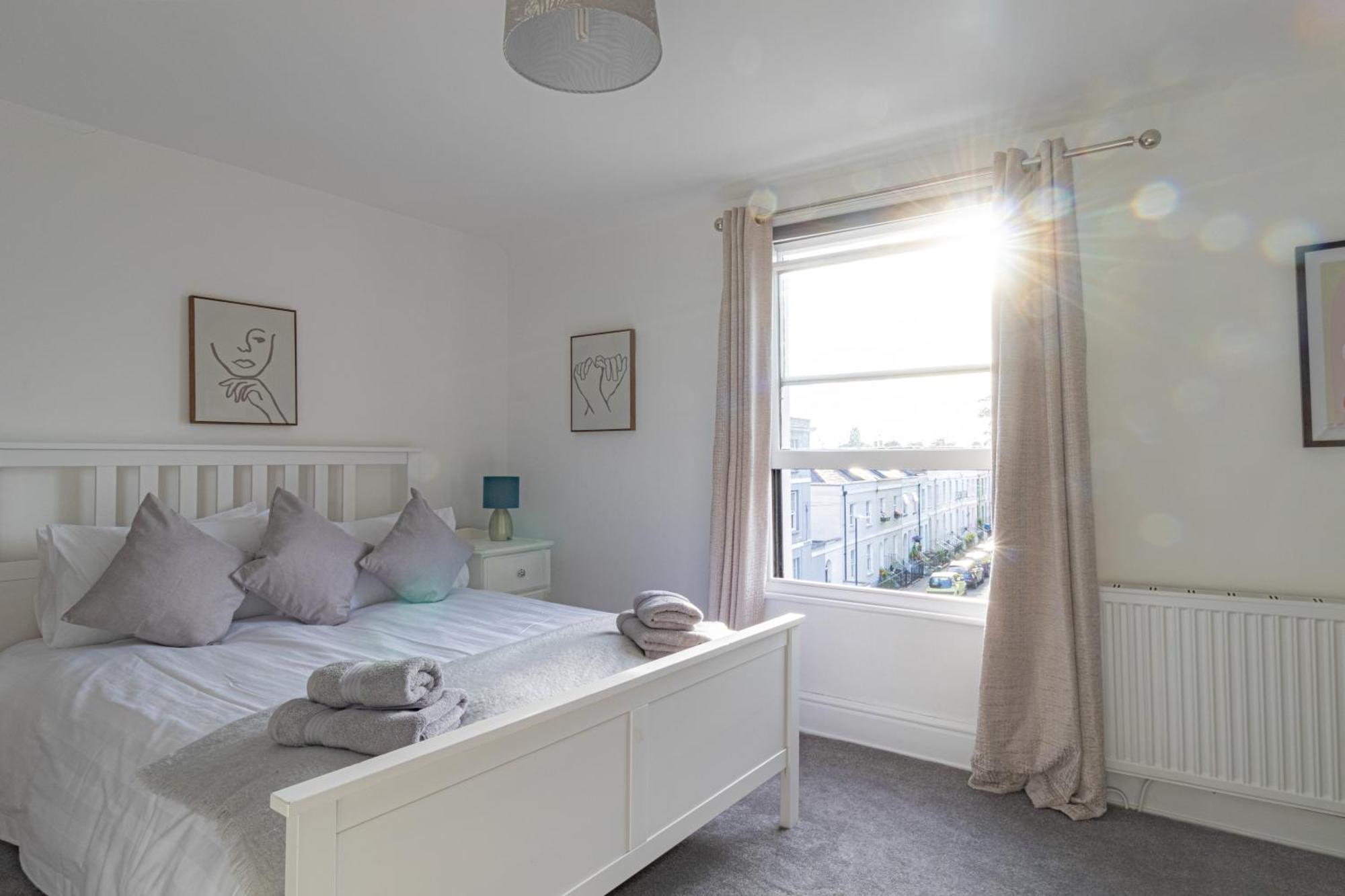 Fabulous, Vibrant, Town House, Central Bath Road Cheltenham Exterior foto